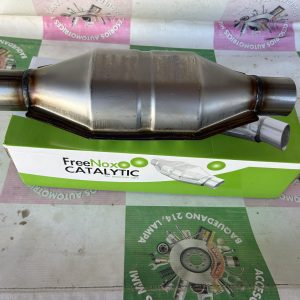 CATALITICO (UNIVERSAL)BYD F0 1.0 2010-2016, CHEVROLET ASTRA 1.8 1999-2003, ASTRA 2.0 1999-2005, ASTRA H 1.8 2006-2013, ASTRA H ENJOY 1.9 2006-2010, ASTRA H OPC 2.0 2008-2011, CHEVROLET CAVALIER 2.4 1995-2000,CAVALIER III 2.2 1996-2000, CHEVROLET CHEVY TAXI 1.62006-2010, CHEVY URBAN 2.0 2006-2008, CHEVROLET COLORADO 2.9 2006-2013, CHEVROLET CORSA 1,4 1993-1999, CORSA 1.6 1997-2012, CORSA 1.8 EVOLUTION 2001-2005, CHEVROLET CRUZE 1.8 2010-2017, EPICA 2.0 2004-2006, CHEVROLET LUV 1.6 1986-1988, LUV 2.2 2000-2005, LUV 2.3 1989-1998, LUV 3.2 1999-2005, LUV DMAX 2.4 2005-2009, CHEVROLET MONTANA PICK UP 1.8 2012-2013, CHEVROLET MONZA 1.8 1993-1997, CHEVROLET OPTRA 1.6 2004-2012, OPTRA 1.8 2004-2009, CHEVROLET S10 APACHE 2.2 1999-2000, S10 APACHE 2.4 2002-2012, S10 PICK UP 2.2 1994-2001, CHEVROLET SONIC 1.6 2012-2016, CHEVROLET UPLANDER 3.9 2001-2011, VECTRA 1.6 1991-1999, VECTRA 1.8 1991-1999, VECTRA 2.0 1996-1999, VECTRA 2.2 1999-2009, VENTURE 3.4 1999-2005, VIVANT LS 1.6 2004-2010, ZAFIRA 1.8 2000-2003, ZAFIRA 2.0 2002-2006, ZAFIRA ESSENTIA 1.8 2007-2010, CHRYSLER NEON 2.0 1995-2005, PT CRUISER 2.0 2000-2004, PT CRUISER 2.4 2007-2009, CHRYSLER SEBRING 2.0 2001-2003, SEBRING 2.7 2001-2010, CHRYSLER STRATUS 2.0 1995-2000, STRATUS 2.4 1995-1998, STRATUS 2.5 1996-2000, CITROEN XSARA 1.6 1998-2008, XSARA 1.8 1998-2006, XSARA 2.0 1998-2005, DAEWOO ESPERO 1.5 1995-1997, ESPERO 2.0 1992-2000, LANOS 1.5 1998-2003, LEGANZA 2.0 1998-2003, LEGANZA CDX 2.0 1998-2003, NUBIRA 1.6 1998-2003, NUBIRA 2.0 1998-2003, POINTER 1.5 1995-1999, PRINCE 2.0 1994-1997, RACER 1.5 1992-1997, REZZO 1.6 2002-2003, REZZO 2.0 2001-2003, DAIHATSU FEROZA 1.6 1993-1998, FORD ECOSPORT 1.6 2013-2015, ECOSPORT 2.0 2013-2016, FORD ESCORT 1.8 1999-2001, ESCORT 1.9 1993-1999, ESCORT 2.0 1998-1999, FORD F150 5000 1985-1987, FORD RANGER 2.3 1993-2006, RANGER 4.0 1993-2000, FORD WINDATAR 3.0 3.8 1996-2005, HYUNDAI EON 800 2013-2017, HYUNDAI I10 1.1 2008-2014, I10 1.2 2011-2017, I10 GRAND 1.2 2014-2018, JAC A 137 1.3 2009-2011, JEEP COMPASS 2.4 2006-2011, KIA AVELLA 1.5 1995-1998, KIA AVELLA II 1.3 1.5 1998-2001, AVELLA II 1.5 1998-2011, KIA MORNING 1.0 2012-2016, MORNING 1.1 2004-2011, MORNING 1.2 2012-2019, KIA PRIDE 1.1 1994-1999, KIA RIO 3 1.4 2012-2017, KIA RIO 4 1.4 2012-2019, KIA RIO 5 1.4 2012-2019, KIA RIO II 1.5 2003-2006, KIA RIO JB 1.4 2006-2011, MAZDA 323 1.6 1993-2003, MAZDA ARTIS 1.6 1995-1999, TOYOTA TERCEL 1.5 1995-1999